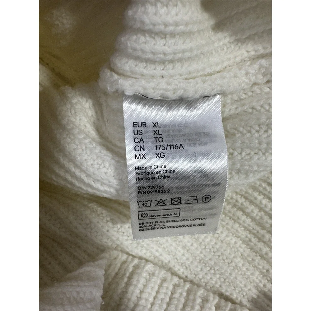 H&M Men's V-neck Knit Sweater Vest Off White Size‎ XL